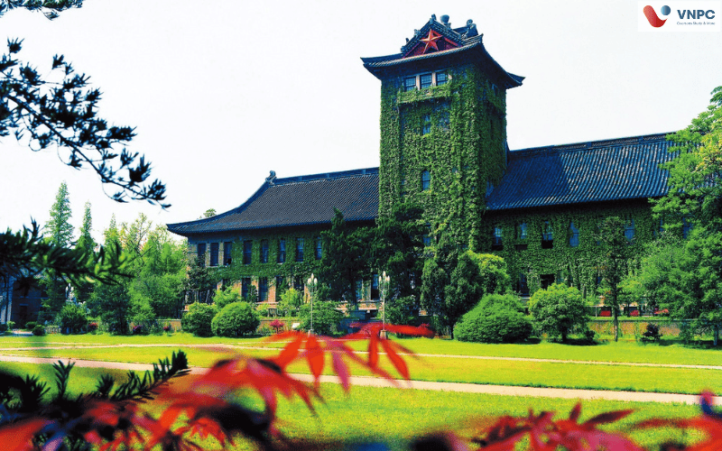 Tổng quan trường Đại học Nam Kinh: Điều kiện, chi phí